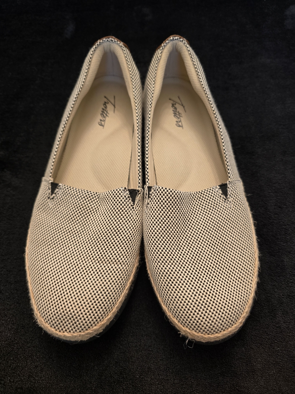 Trotters T1803-010 Espadrille Slip-On Flats Cream & Brown